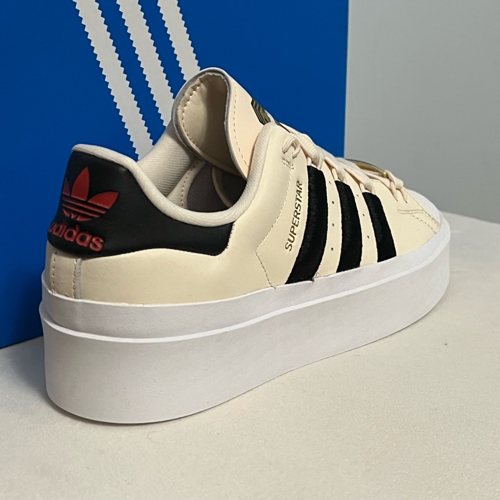 Women’s New In Box Superstar Bonega Platform Adidas Sneakers - Picture 2 of 11